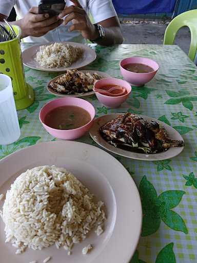 Nasi Ayam Kubang Gajah (Last Kicap) Nasi Ayam Kubang Gajah (Last Kicap)