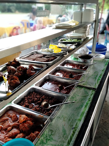 Ijat nasi lemak kukus ayam berempah Ijat nasi lemak kukus ayam berempah