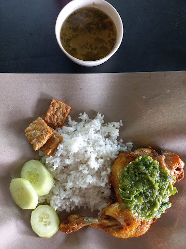 Nasi Ayam Penyet Che Ning