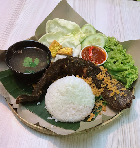 Warung Nasi Ayam Penyet Bonda