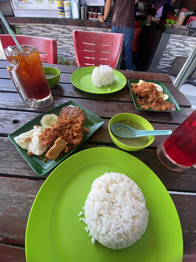 Ayam Penyet Special RM5 Keramat Ayam Penyet Special RM5 Keramat