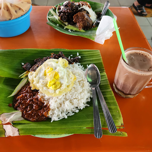 Nasi Lemak Ujang Corner Nasi Lemak Ujang Corner