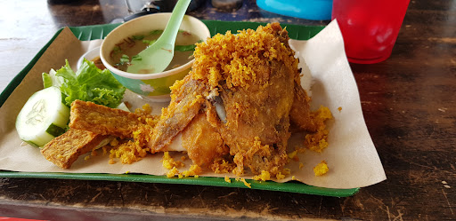 Z&Z Ayam Penyet Desaru