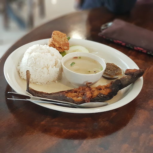 Restoran Ayam Penyet 3 Abdul Senai