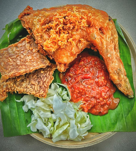 Nasi Ayam Penyet Minang N9 Nasi Ayam Penyet Minang N9