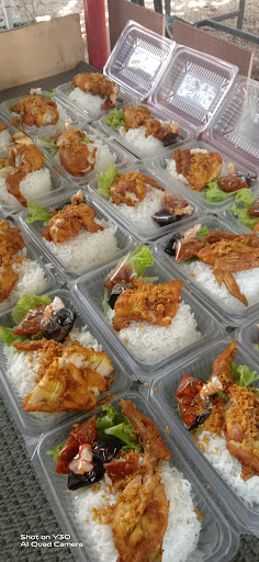 Dapur Mek 21 Ayam Penyet Singge Berempah