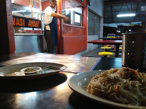 Masakan Dan Minuman Gerai Oren Masakan Dan Minuman Gerai Oren