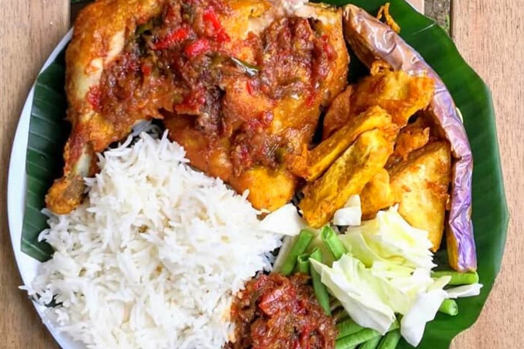 Ganu Kite (Nasi Ayam Penyet & Celup Tepung) 1 ganu kite nasi ayam penyet celup tepung