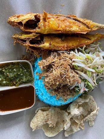 kak nur nasi kukus dan kerabu langkawi