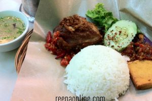 Napa Nasi Ayam Penyet • Alor Setar