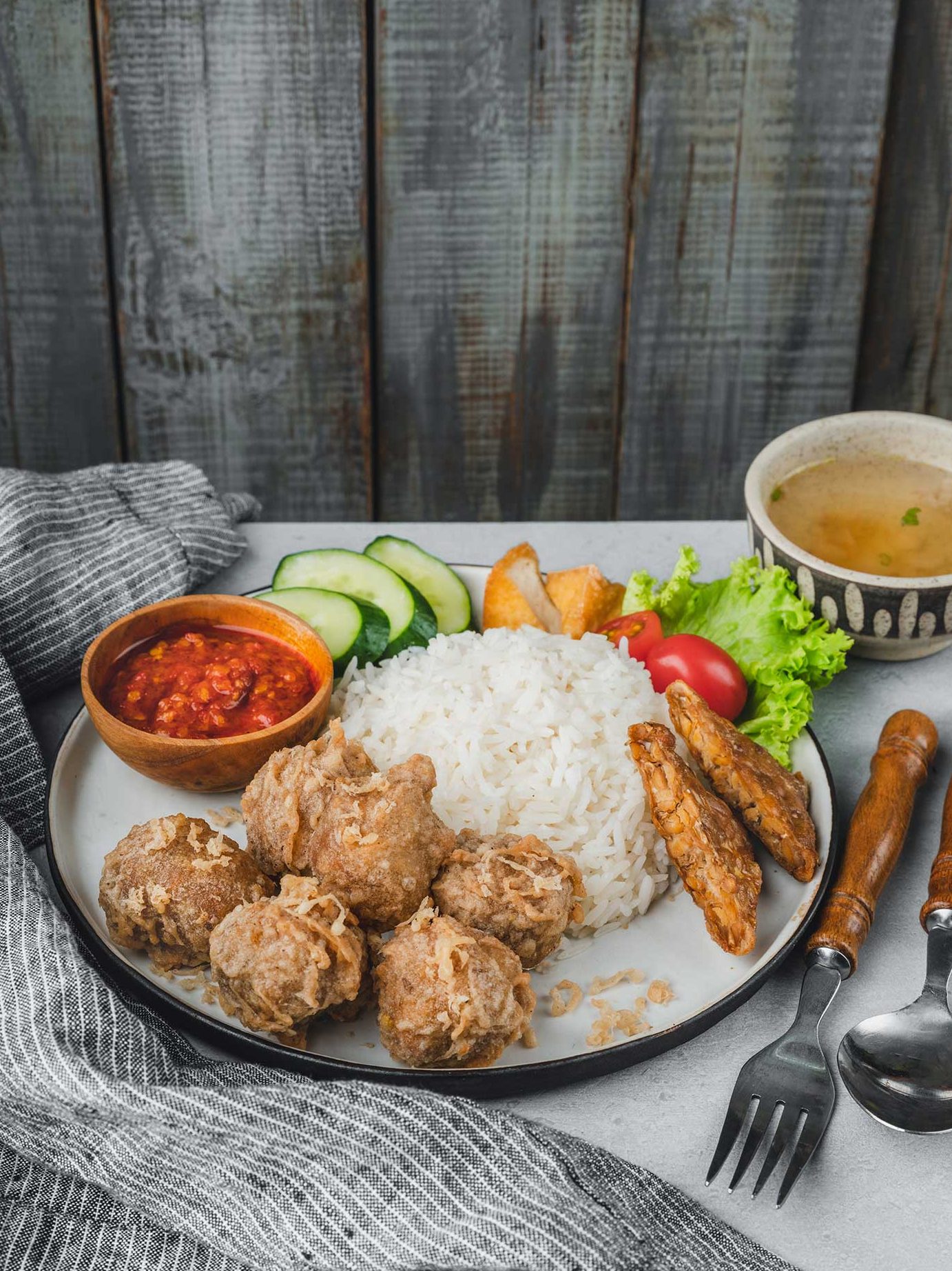 nasi ayam penyet bakso malinja