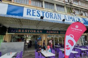 Restoran Ajmeer Darwel Bay Plaza
