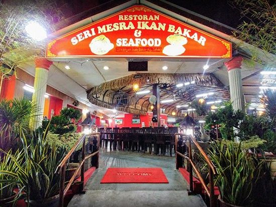 restoran muslim ikan bakar tomyam