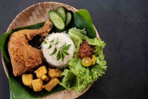 RUMAH MAKAN AYAM PENYET SAMBAL MIMPI DORA MJ