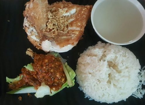 WARONG AYAM PENYET PAKLONG 1 warong ayam penyet paklong